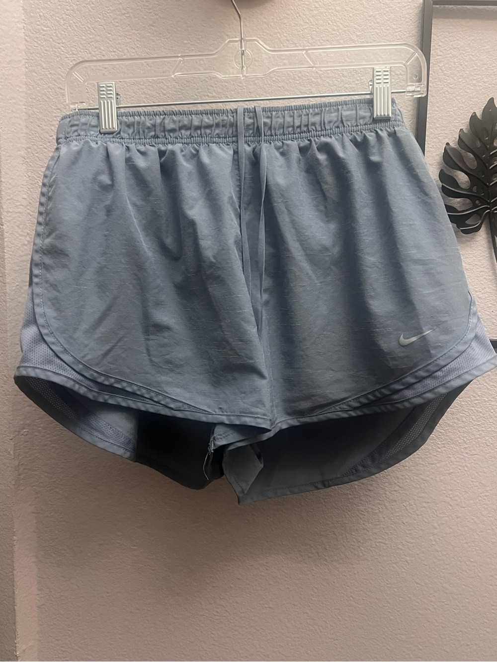 || NIKE || WOMENS DHORTS ||